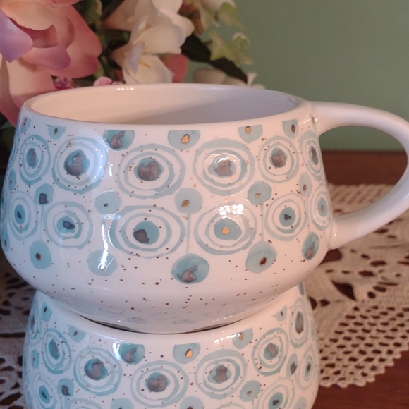 Anthropology Concentric Circle Mugs - Picture 5 of 7